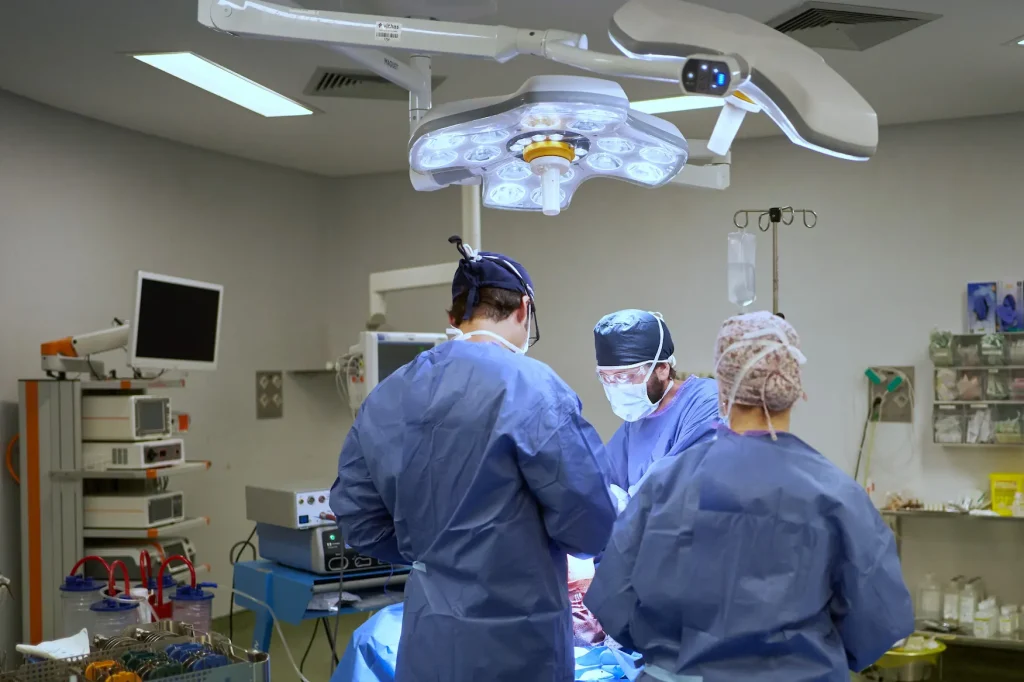 Knee Replacement (Knee Arthroplasty) Surgery