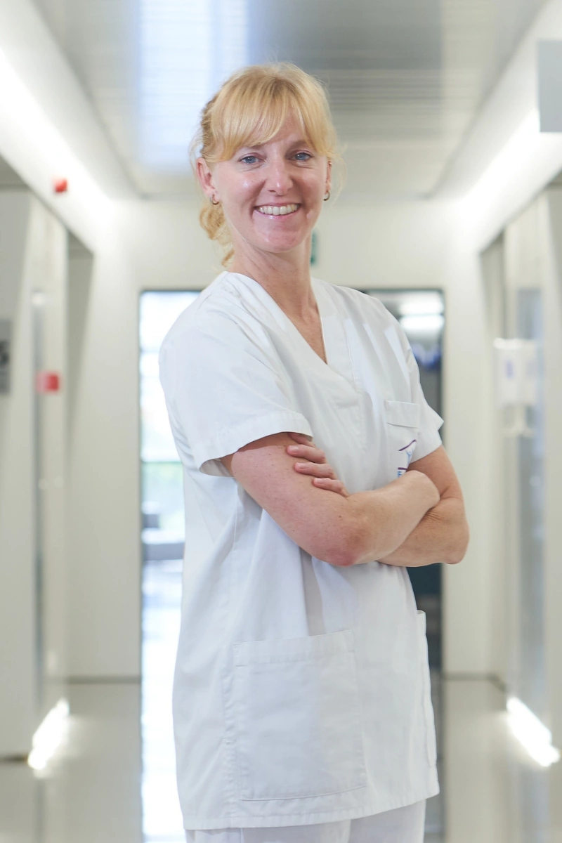 Mrs. Becky McCarthy Orthopaedic Physiotherapist specialising in Hip and Knee Surgery Rehabilitation